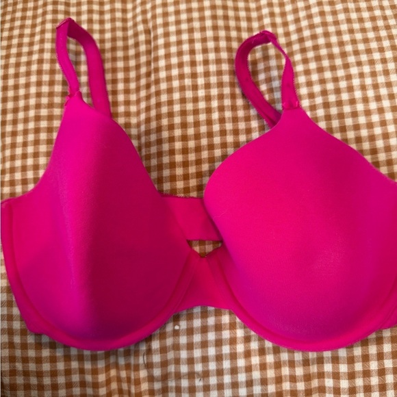 Victoria's Secret Other - Victoria’s Secret Fuchsia Pink Underwire Bra